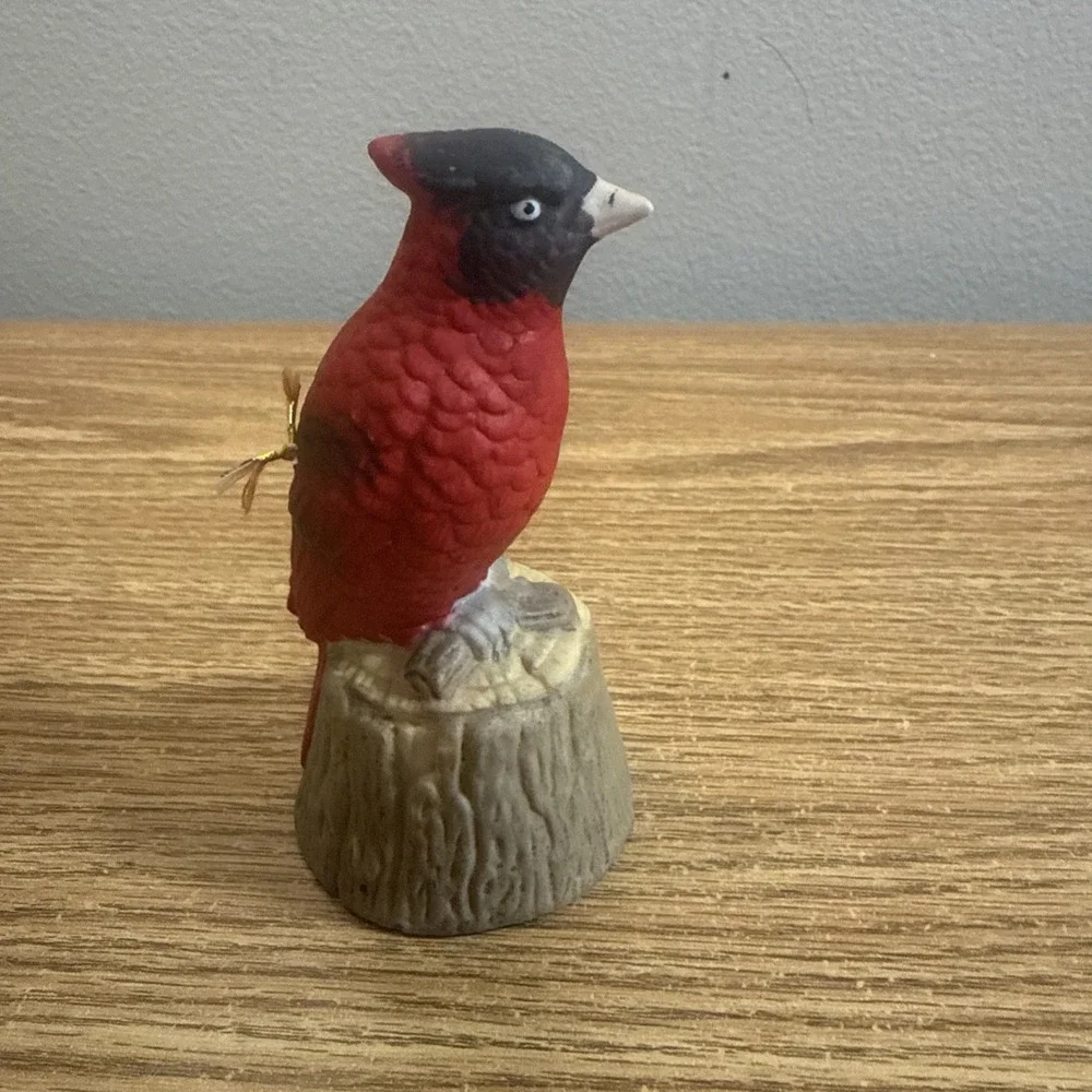 Vintage Jasco Feathered Friends Red Cardinal Bird Ceramic‎ Bell Figure